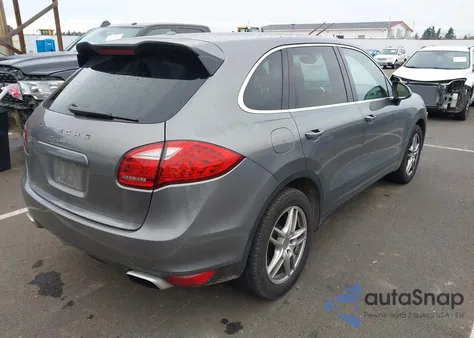2012 Porsche Cayenne z USA, uszkodzony, nr VIN WP1AA2A21CLA02886